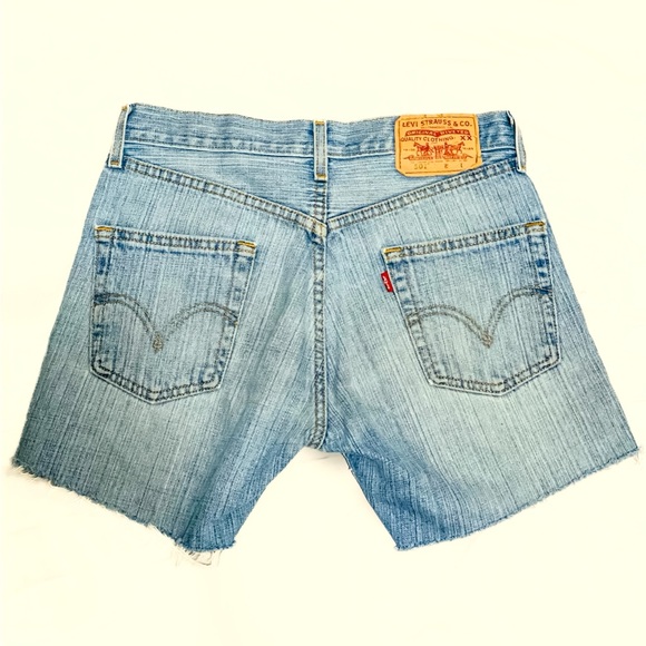 Levi Strauss & Co 501 Denim Shorts with Colorful Patched Embroidery W:29 L:32 - Picture 1 of 16